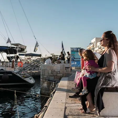 Iliana By The Beach * Naxos City